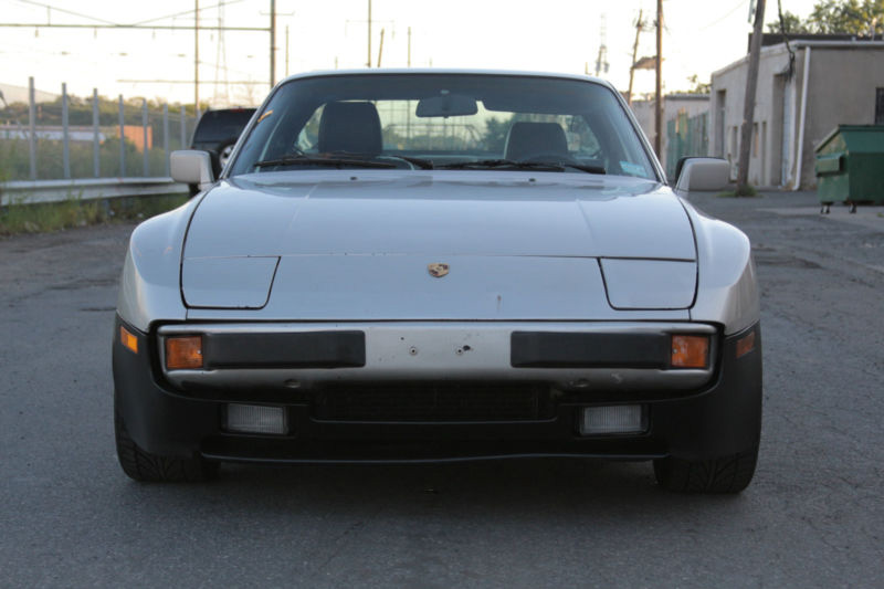 Illustration for article titled How much Porsche does $800 buy? - The story of my Porsche 944 S